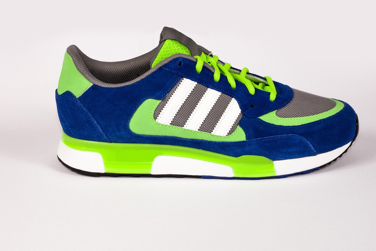 shoes, lace, sports, sport, sneakers, sports shoes, man's shoes, footwear, shoes, shoes, shoes, shoes, shoes, sports shoes, sports shoes, sports shoes-832864.jpg